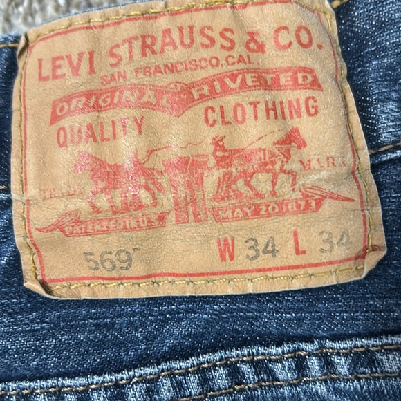 Men’s Levi Strauss jeans. Size 34/34. Very good condition. Smoke free home. - Picture 3 of 3